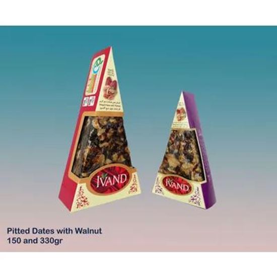 Picture Of Pitted dates with nuts